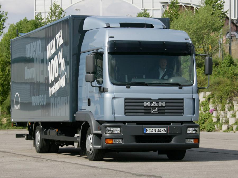  MAN TGL 12.210 2005 года  (фото 8 из 9)